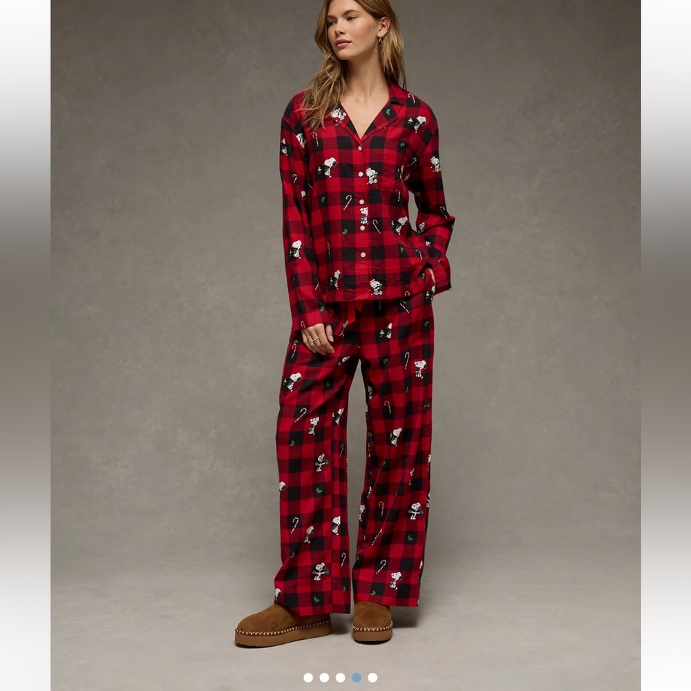 American Eagle Outfitters Snoopy Flannel PJ Set - Picture 4 of 5